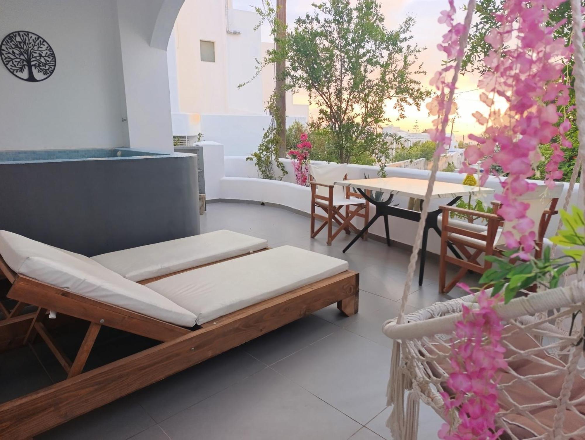 The Muses Of Santorini Private Jacuzzi Suites Vóthon 客房 照片